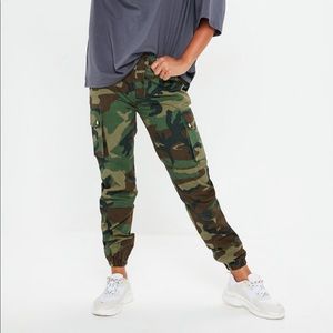 Missguidec Camo Printed Cargo Pants